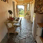 בית נופש Koritos Agios Leon